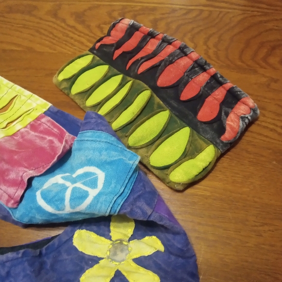 Nepal Sling Patchwork Tote - Picture 5 of 7